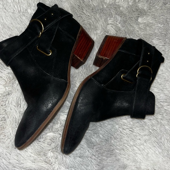 Women’s Clark’s Ankle Booties with Buckle 🌵7.5 - Picture 4 of 10